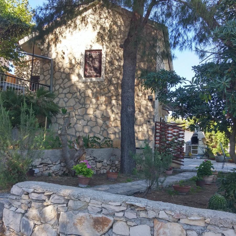 Apartments Elena & Damir Vis Dış mekan fotoğraf